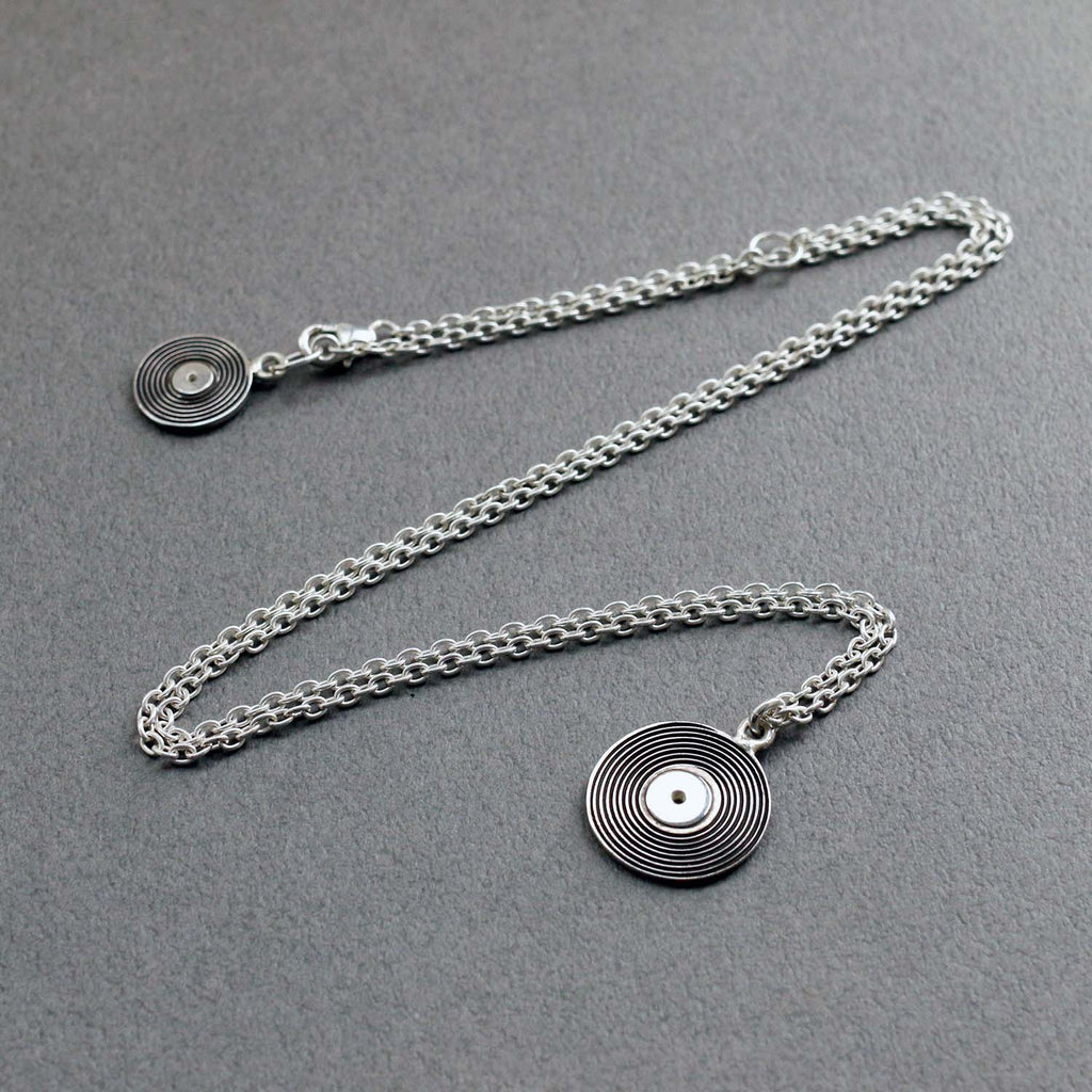 レコード ネックレス L | Vinyl record necklace L
