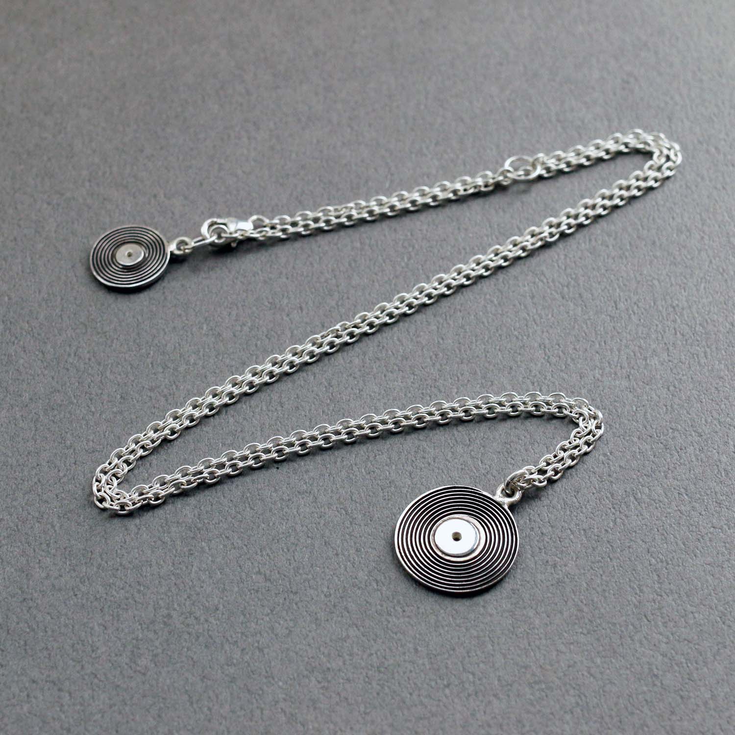 レコード ネックレス L | Vinyl record necklace L