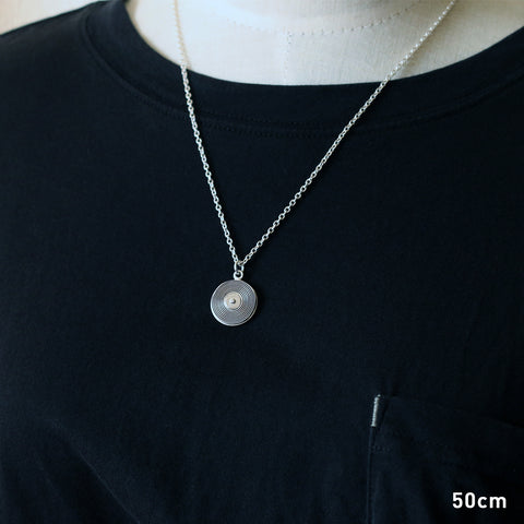 レコード ネックレス R | Vinyl record necklace R