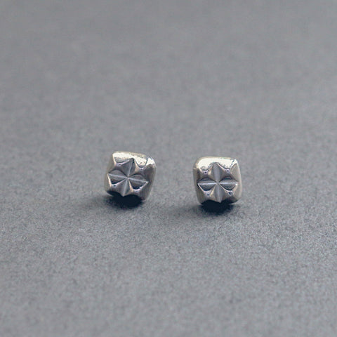 フォー スパイクス  ピアス | Four spikes earrings