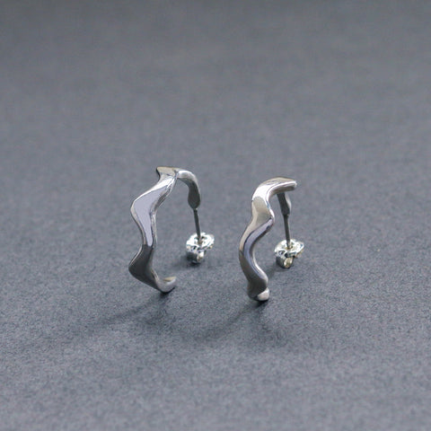 ウェーブ ピアス | Wave earrings