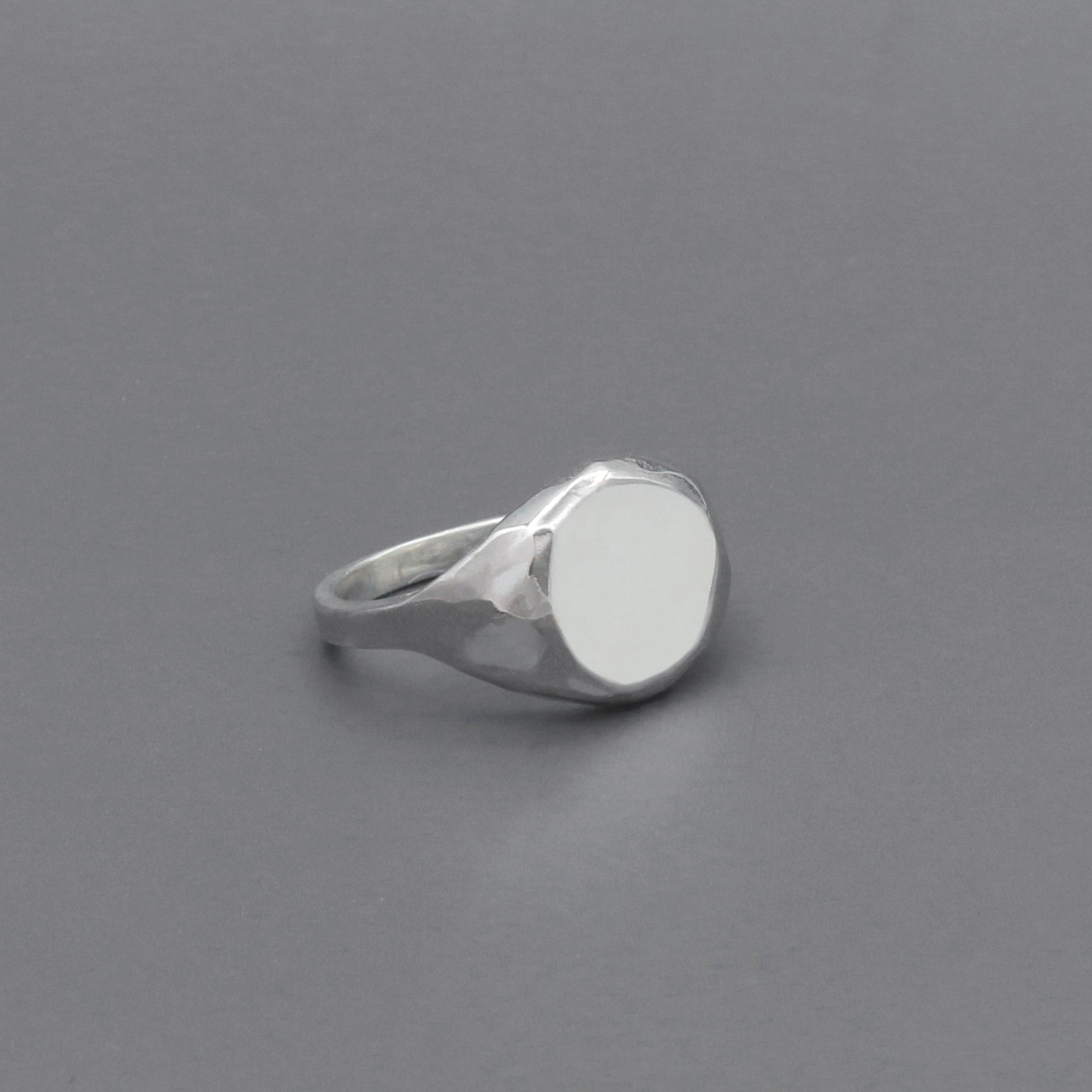 ファセット シグネット リング | Faceted signet ring