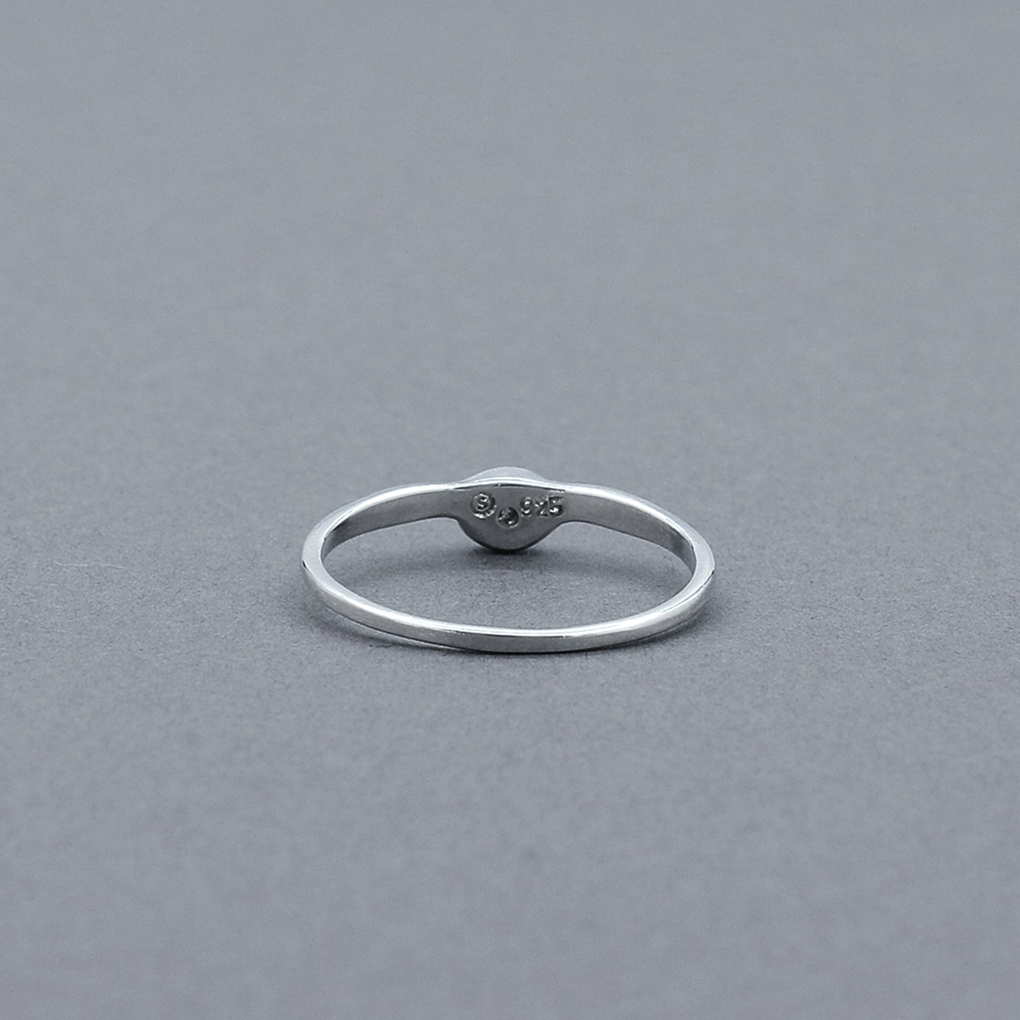 Curvy Stone Ring | Curvy Stone Ring