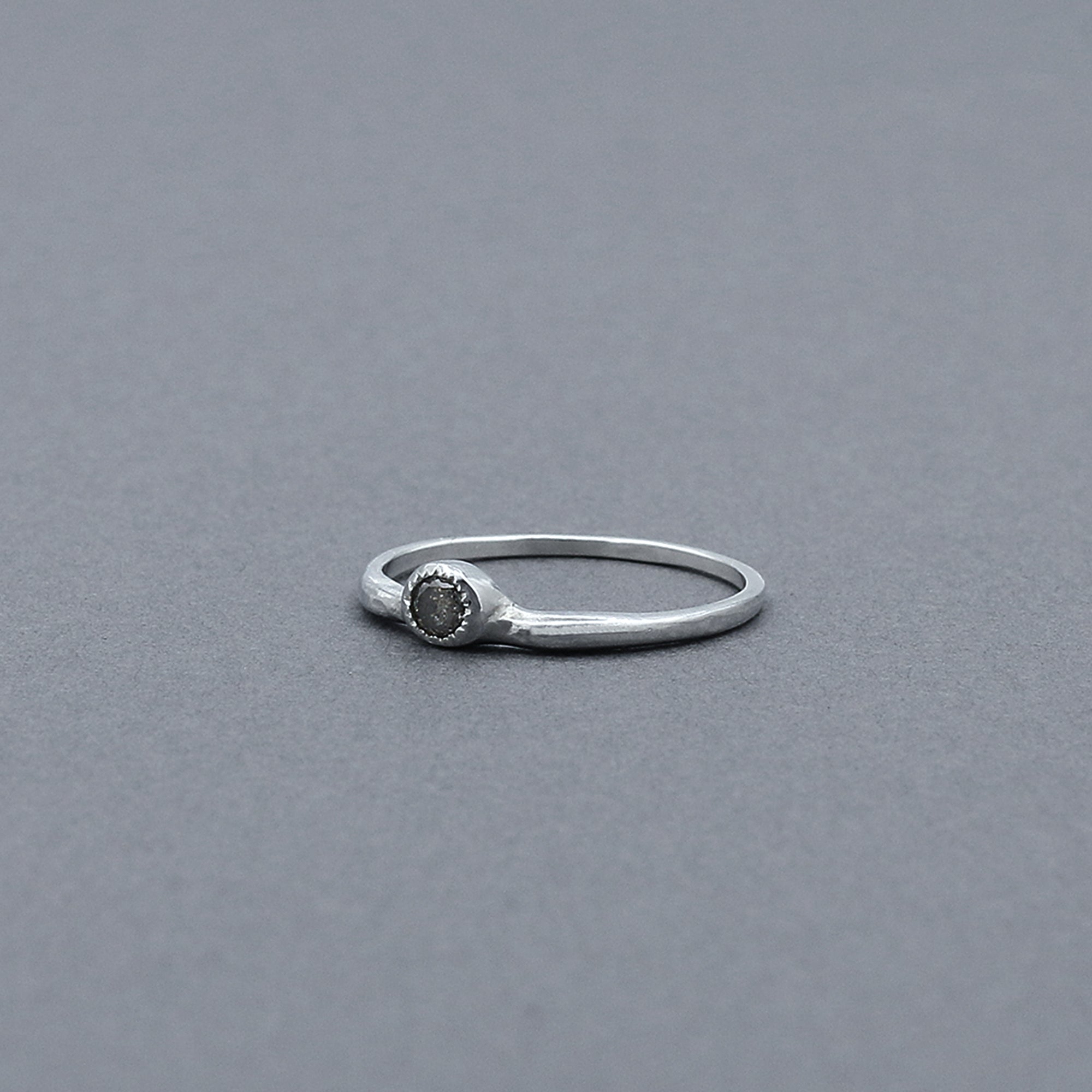 Curvy Stone Ring | Curvy Stone Ring